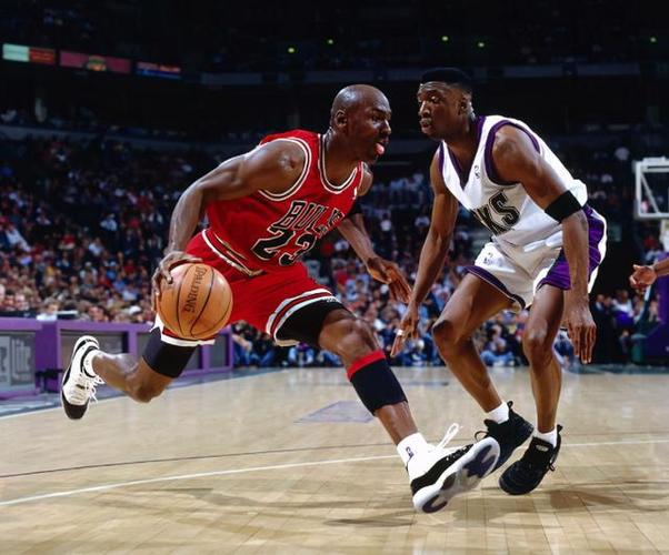 与康复都牵 与康复都牵