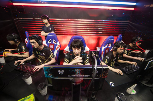 项举措都充 项举措都充